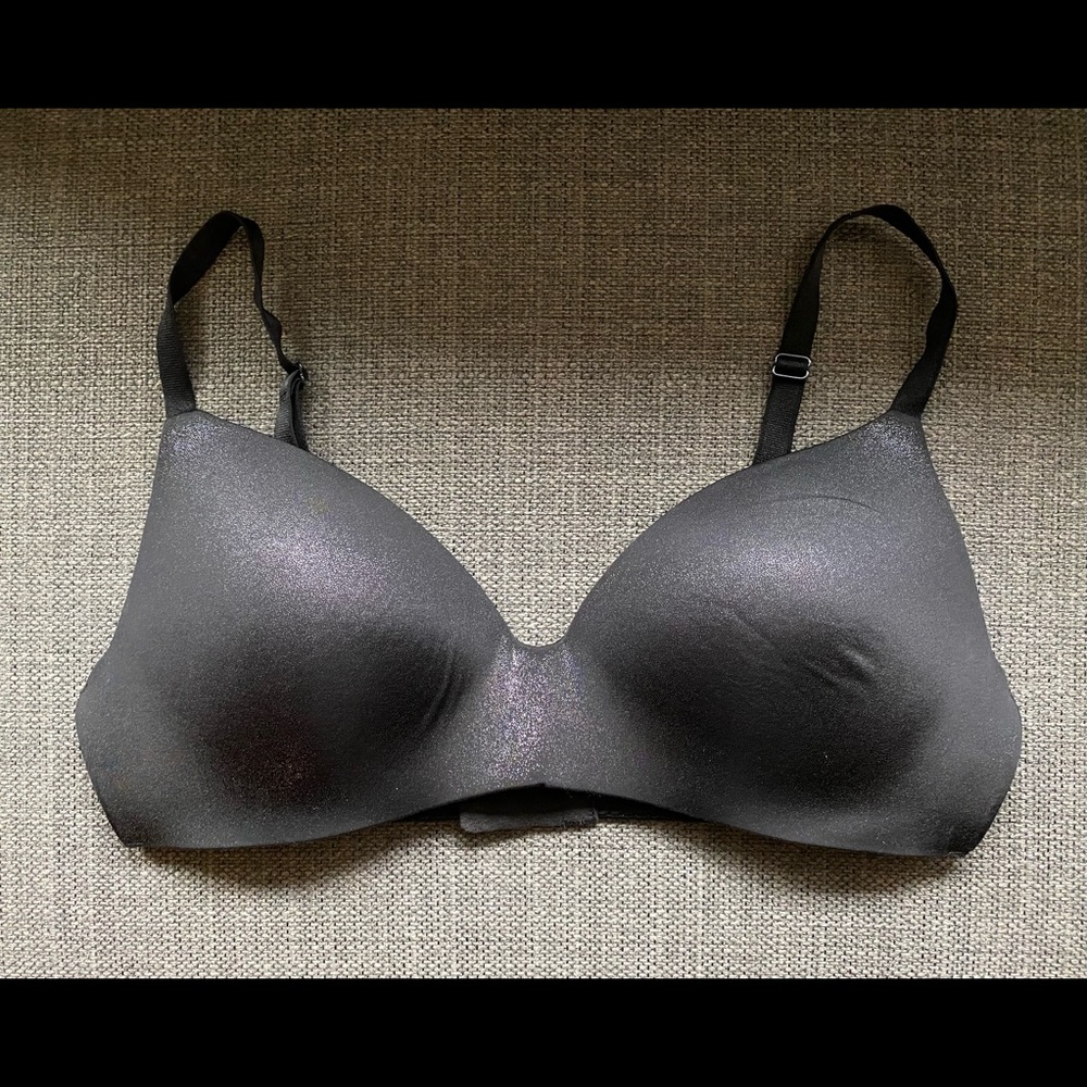 Victoria’s Secret Black wireless bra
